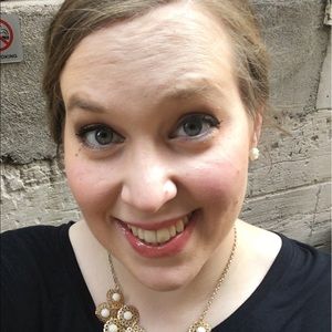 Meet your Posher, Stephanie